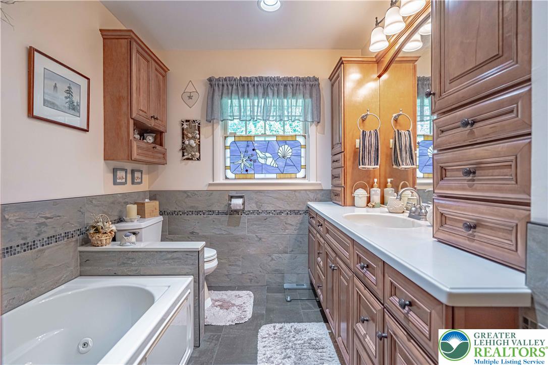 3683 Oakhurst Drive Property Photo 40