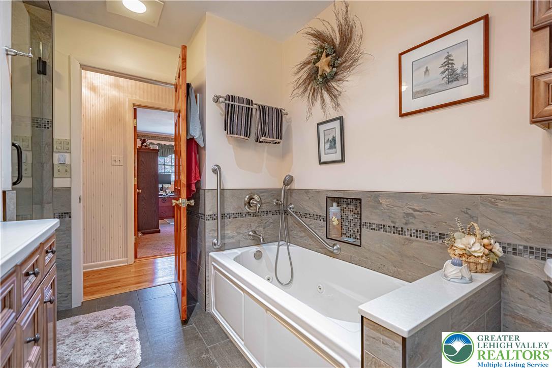 3683 Oakhurst Drive Property Photo 41