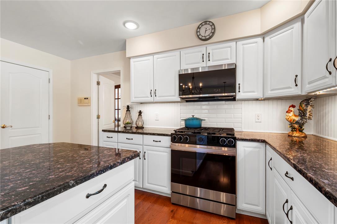 5221 Aberdene Street Property Photo 13