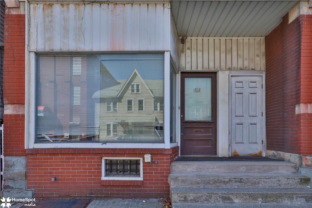 512 East 4th Street Property Photo 3