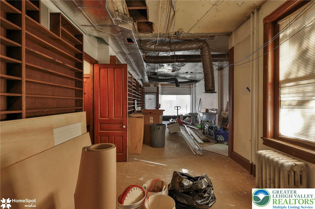 512 East 4th Street Property Photo 13