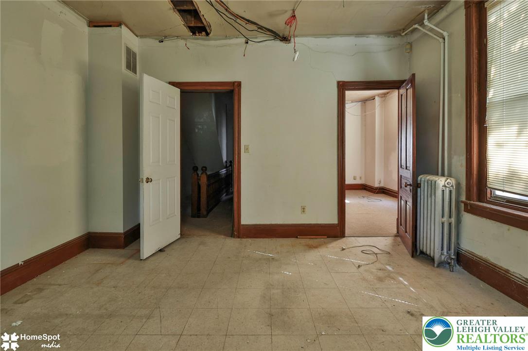512 East 4th Street Property Photo 24
