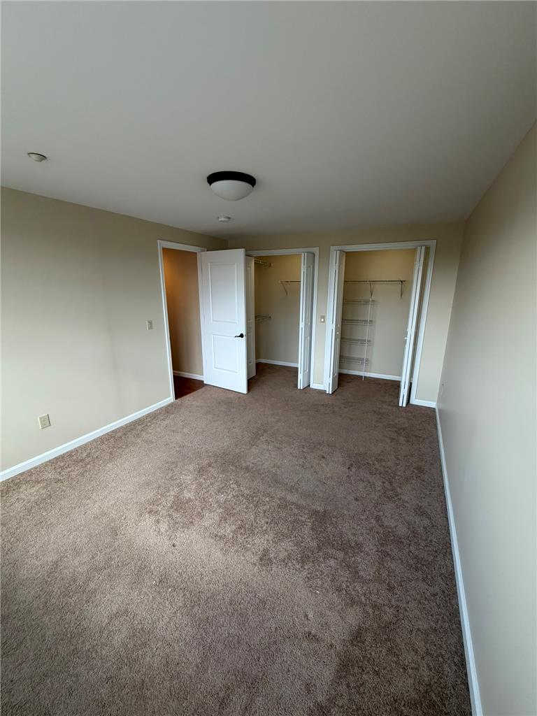 528 North New Street 19 Property Photo 9