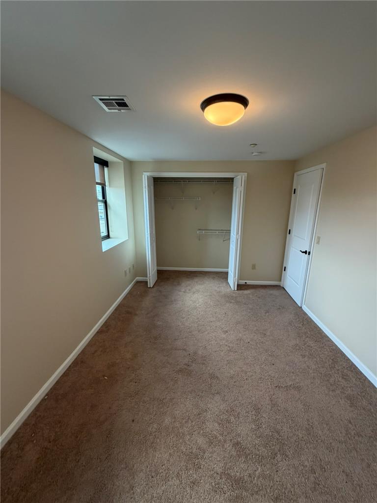 528 North New Street 19 Property Photo 14