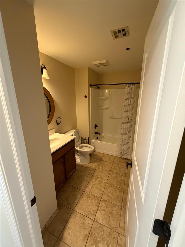 528 North New Street 19 Property Photo 15