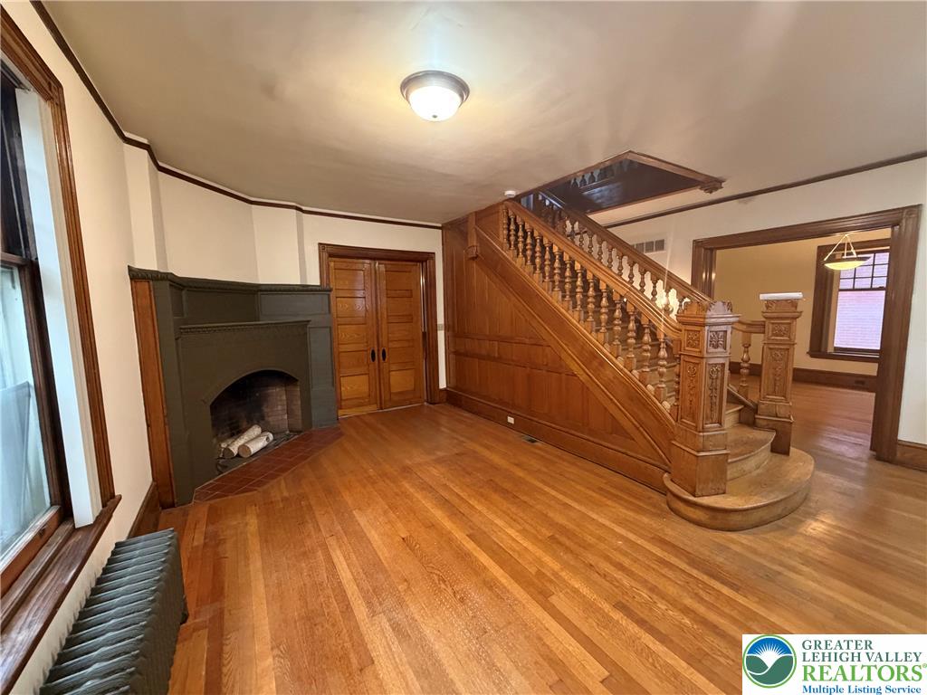 313 East Broad Street 1 Property Photo 8