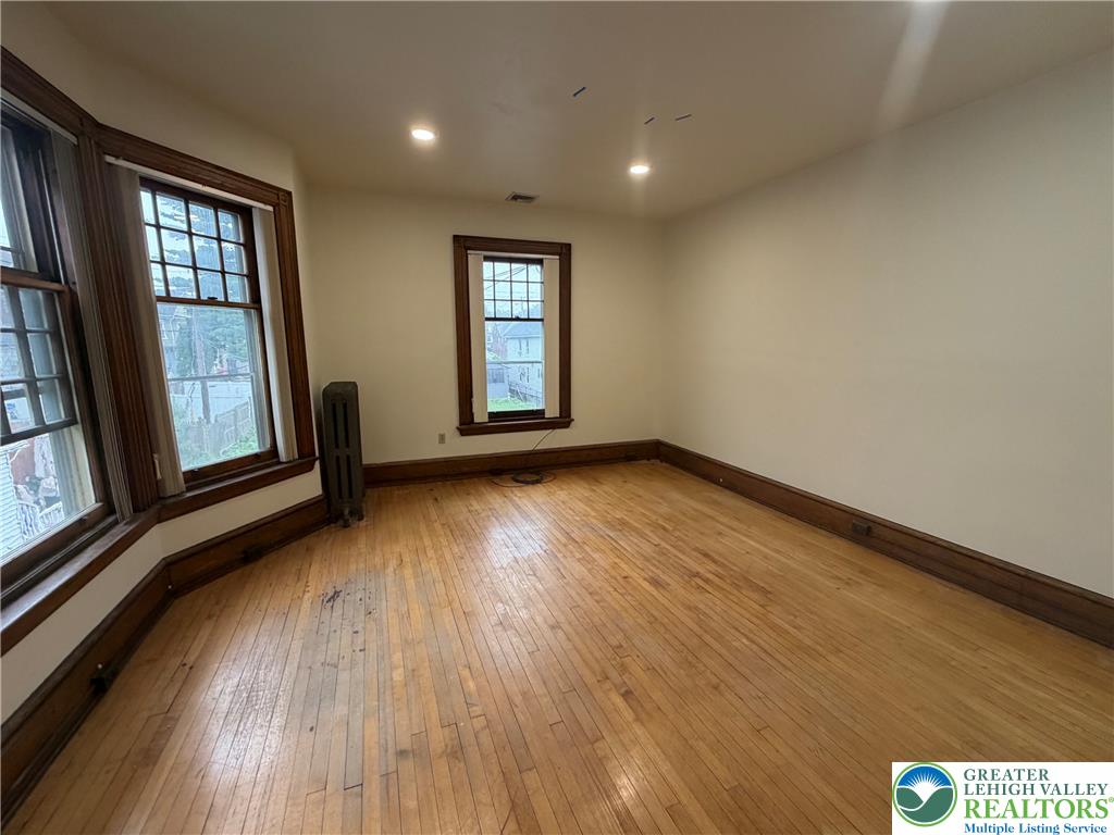 313 East Broad Street 1 Property Photo 18