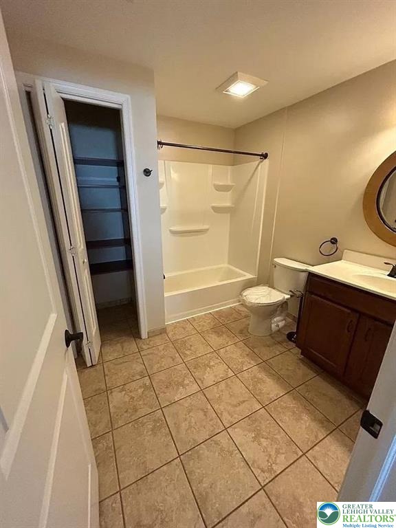528 North New Street 2 Property Photo 2