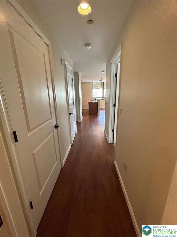 528 North New Street 2 Property Photo 5