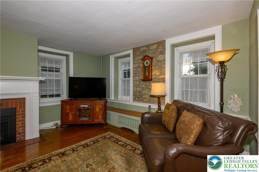3304 Chauncey Street Property Photo 11