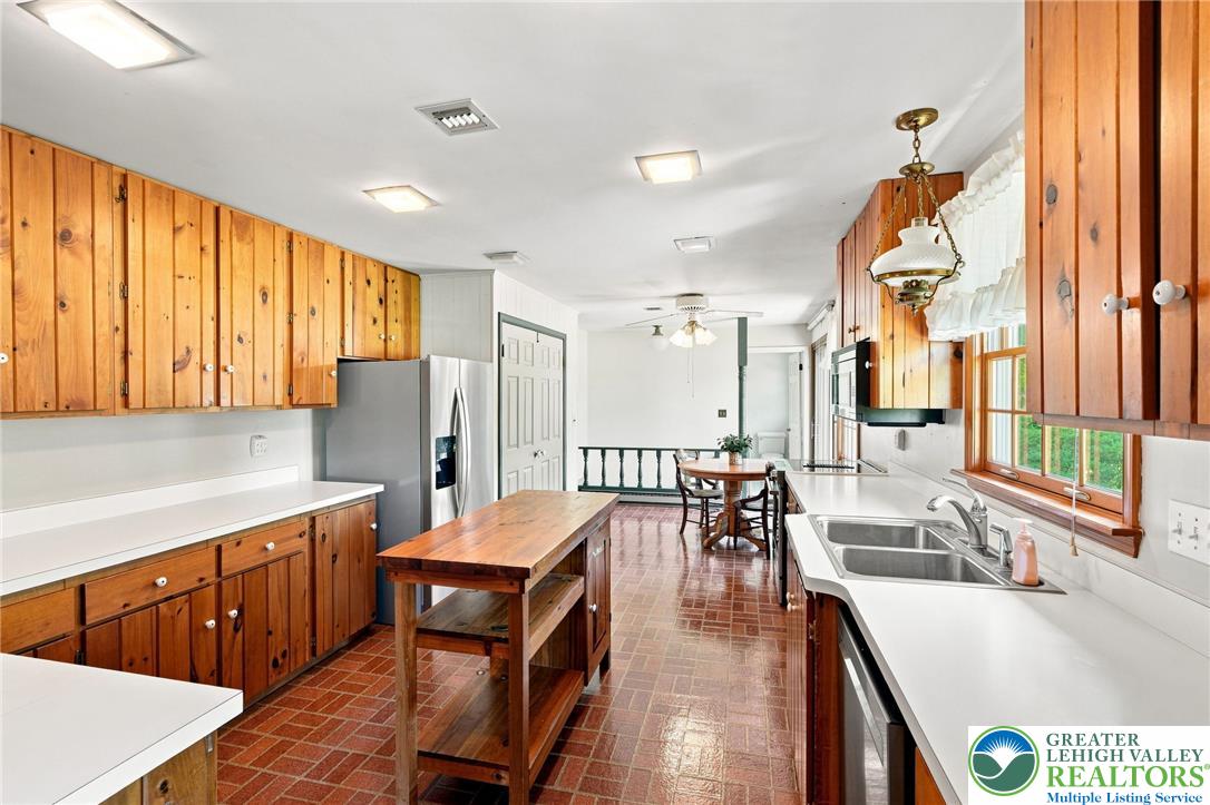 6771 Tollgate Road Property Photo 8