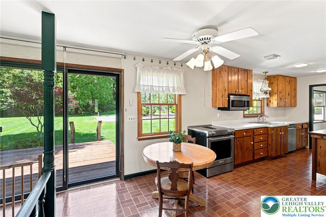 6771 Tollgate Road Property Photo 11