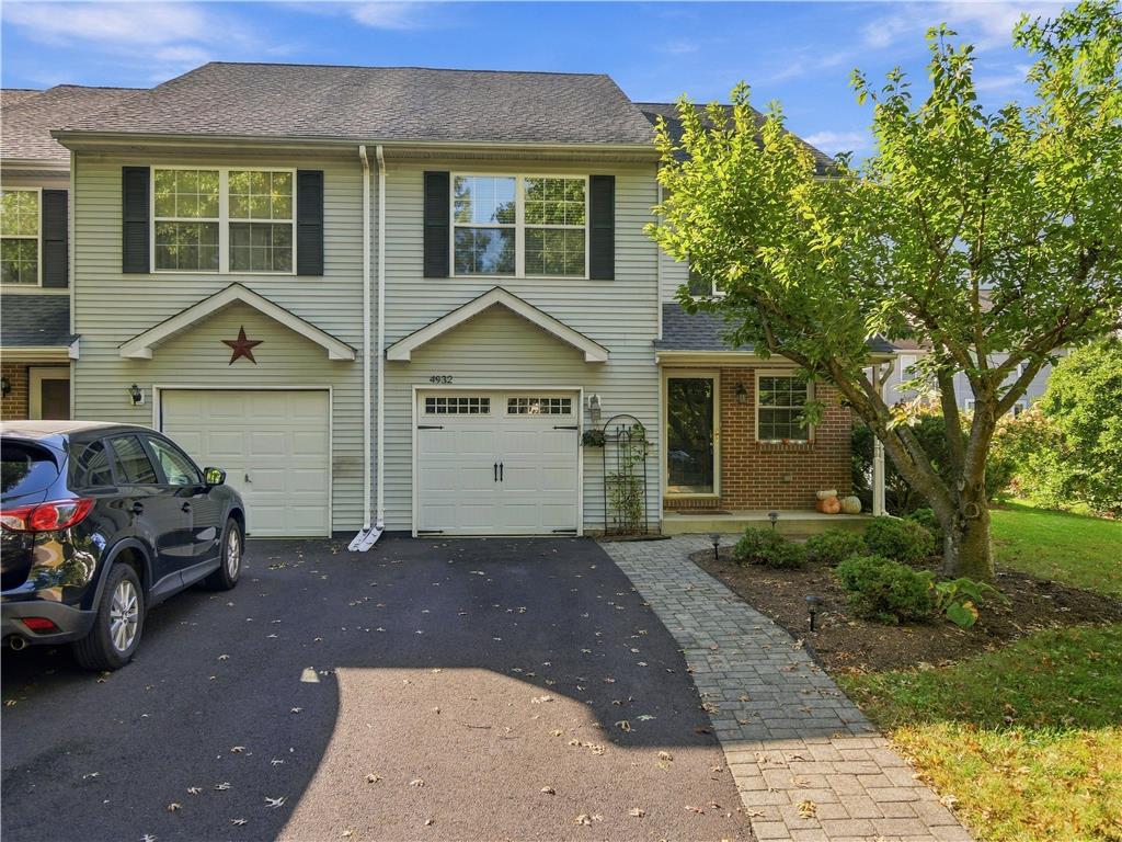 4932 Tall Cedar Court Property Photo 1
