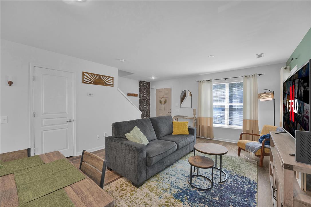 8451 Cromwell Court Property Photo 3