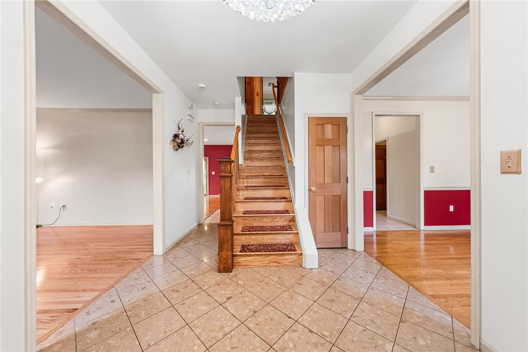 40 Clairmont Avenue Property Photo 3