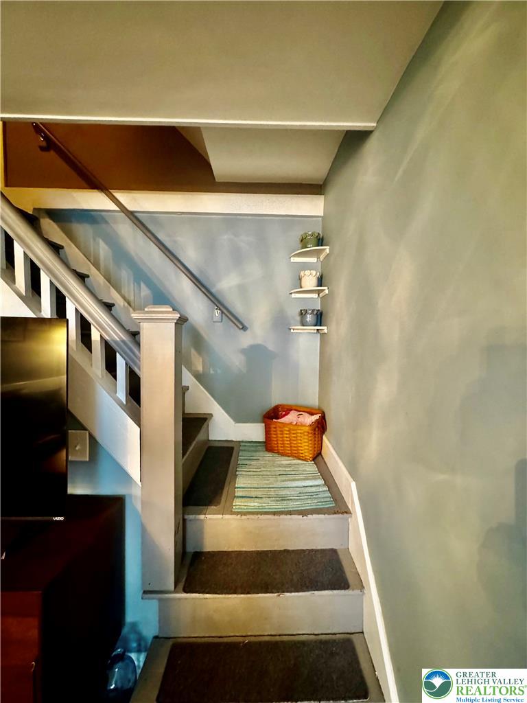 216 Monroe Street Property Photo 35