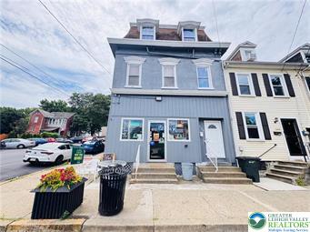 1000 Ferry Street Property Photo 1