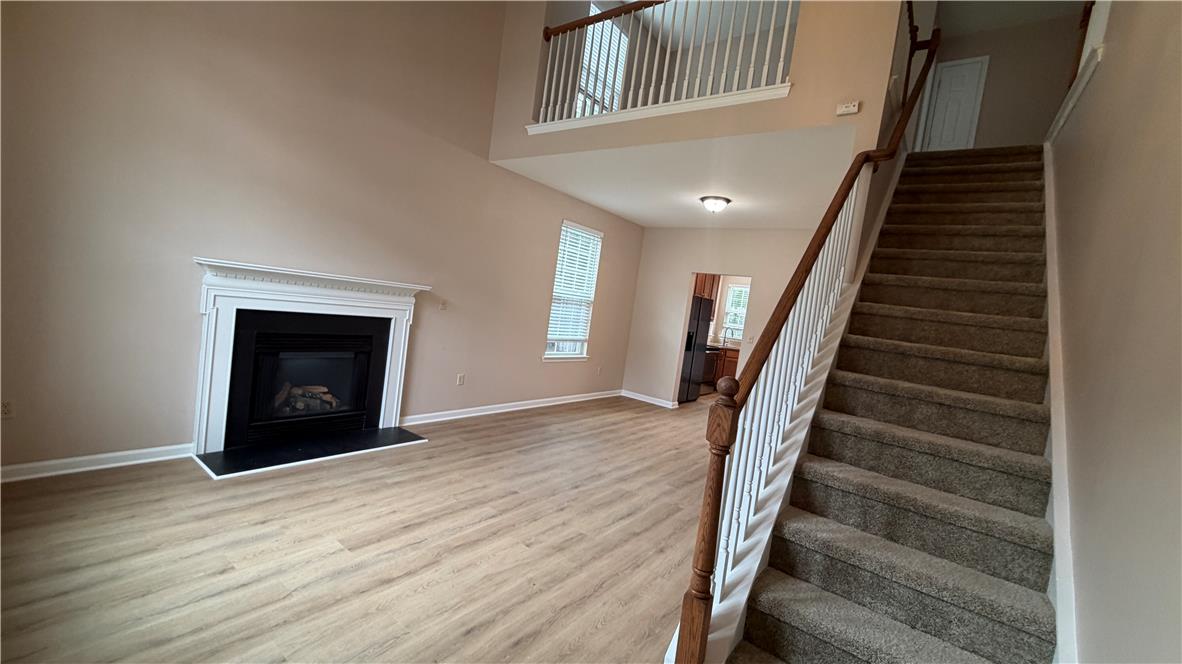 2288 Creekside Drive Property Photo 5