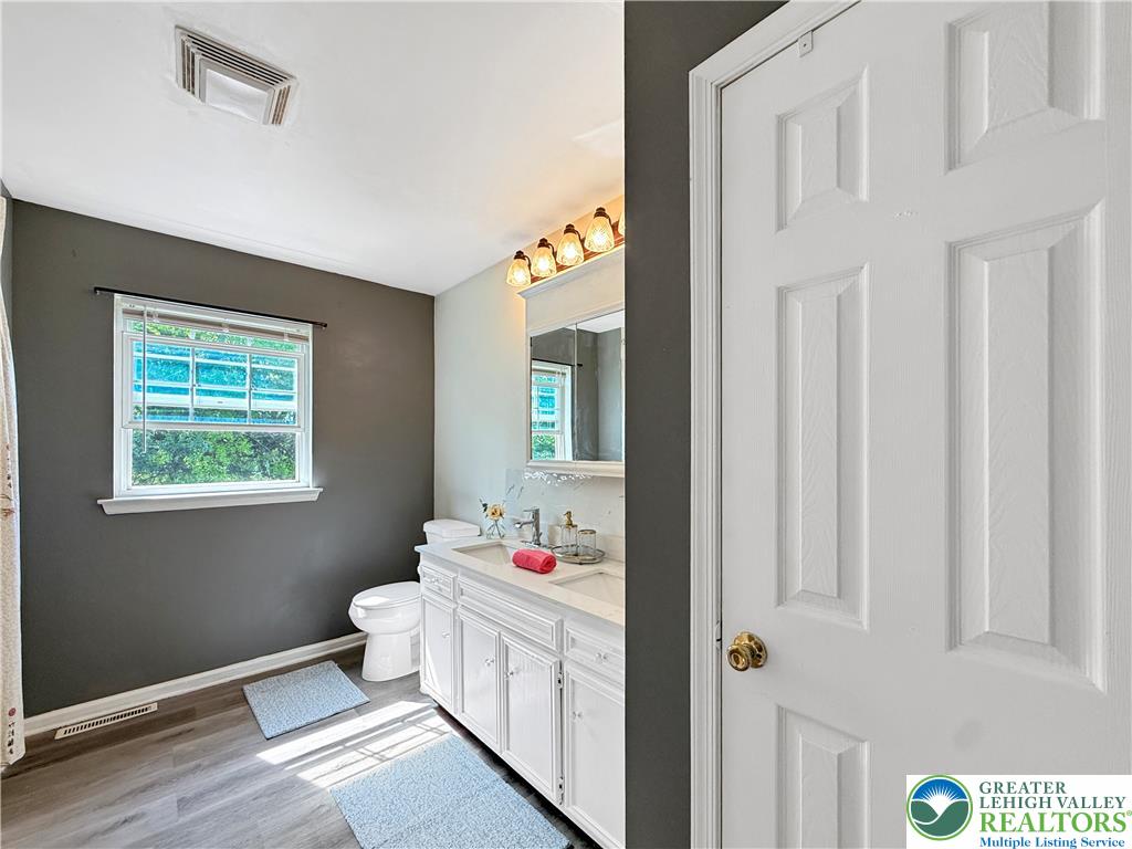 1924 Vintage Drive Property Photo 15