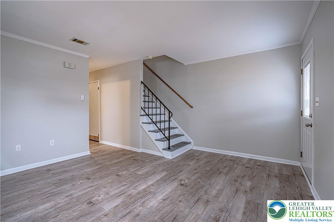 282 Poplar Street Property Photo 7