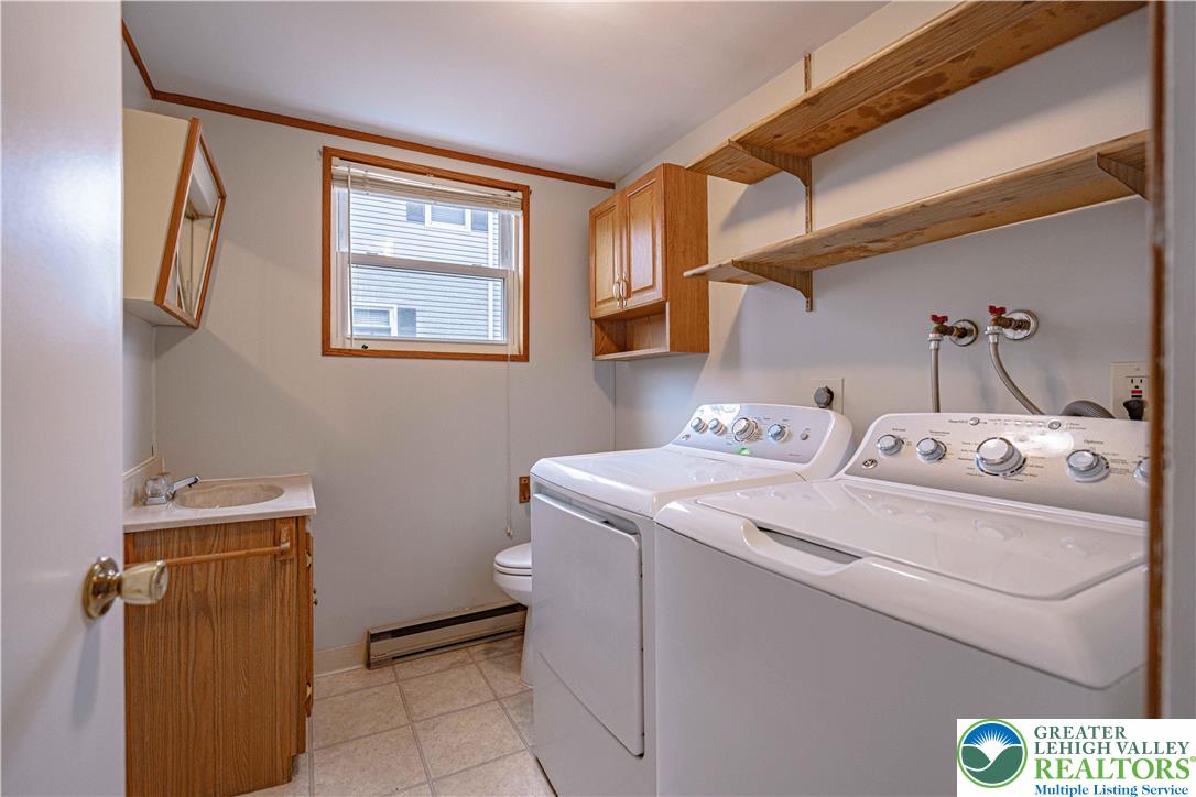 282 Poplar Street Property Photo 9