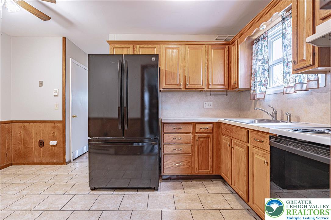 282 Poplar Street Property Photo 12