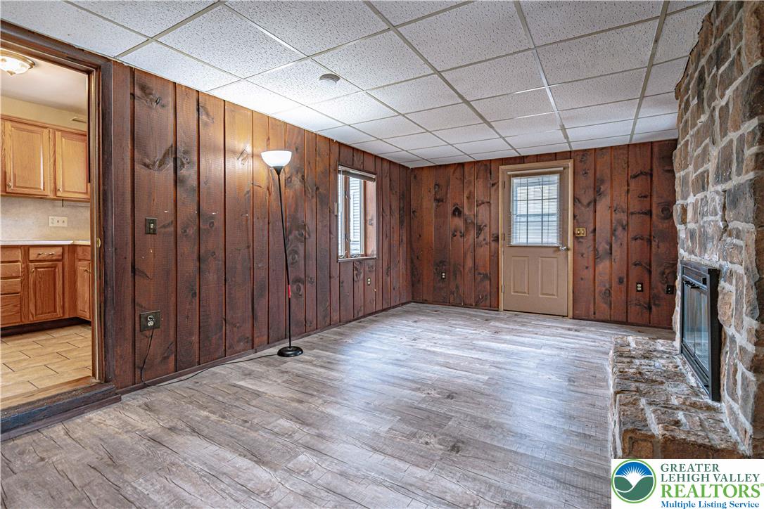 282 Poplar Street Property Photo 15