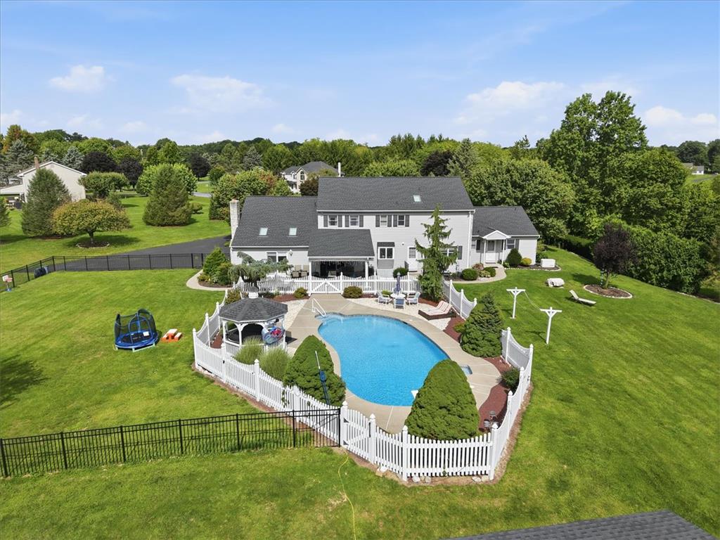 2101 Schroettner Circle Property Photo 1