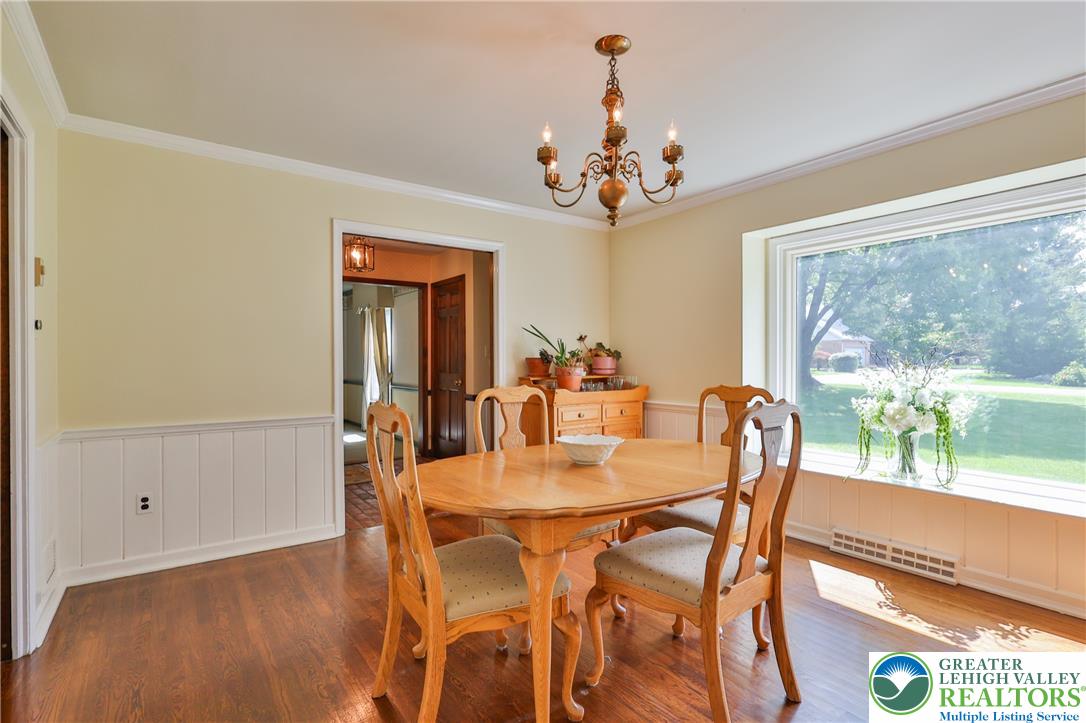 710 Wedgewood Road Property Photo 16
