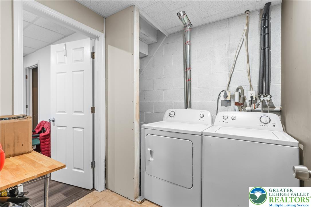 424 Saunders Drive Property Photo 26