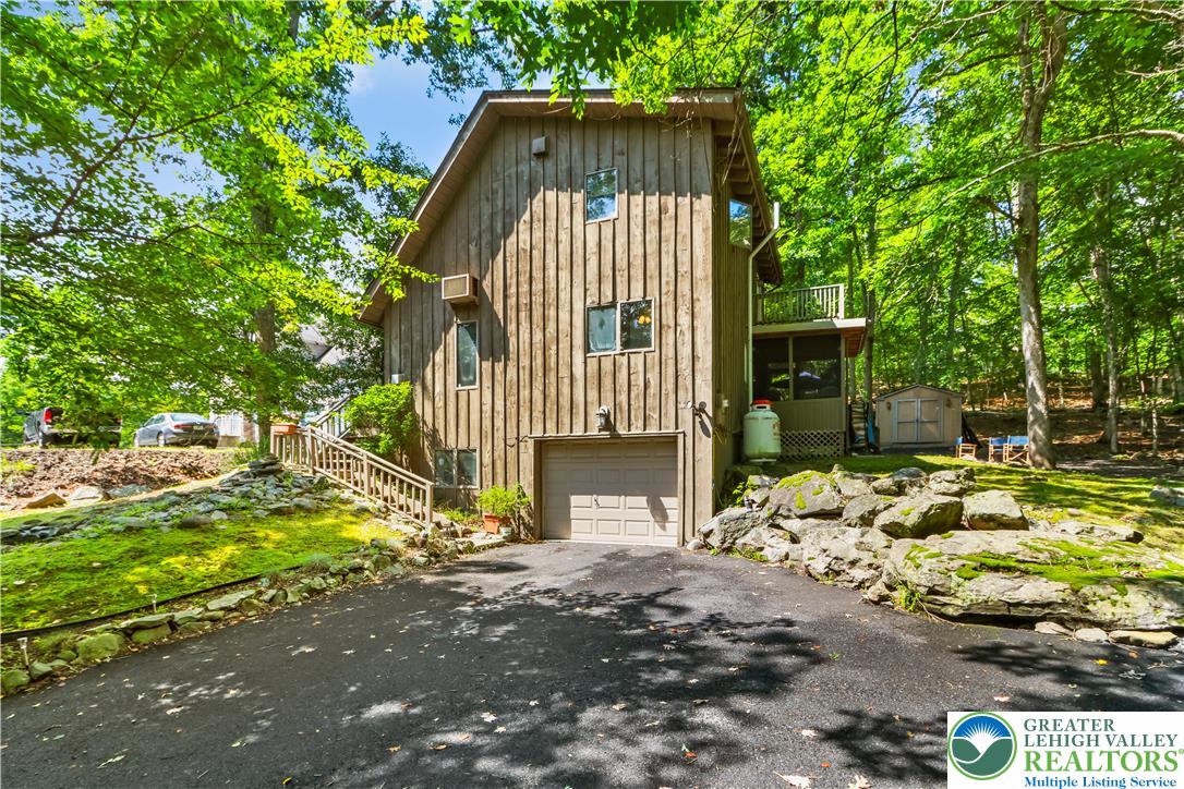 424 Saunders Drive Property Photo 35