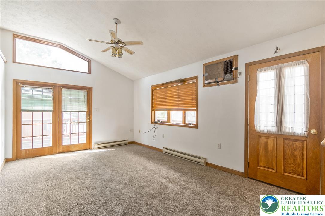 55 Dewey Street Property Photo 21