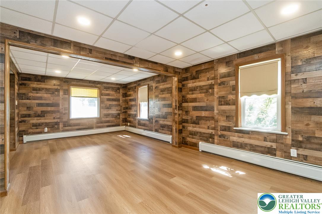 55 Dewey Street Property Photo 34