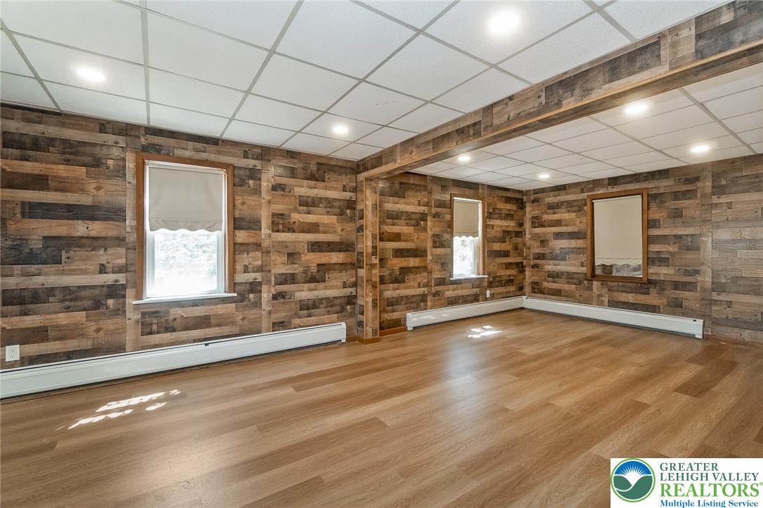55 Dewey Street Property Photo 36