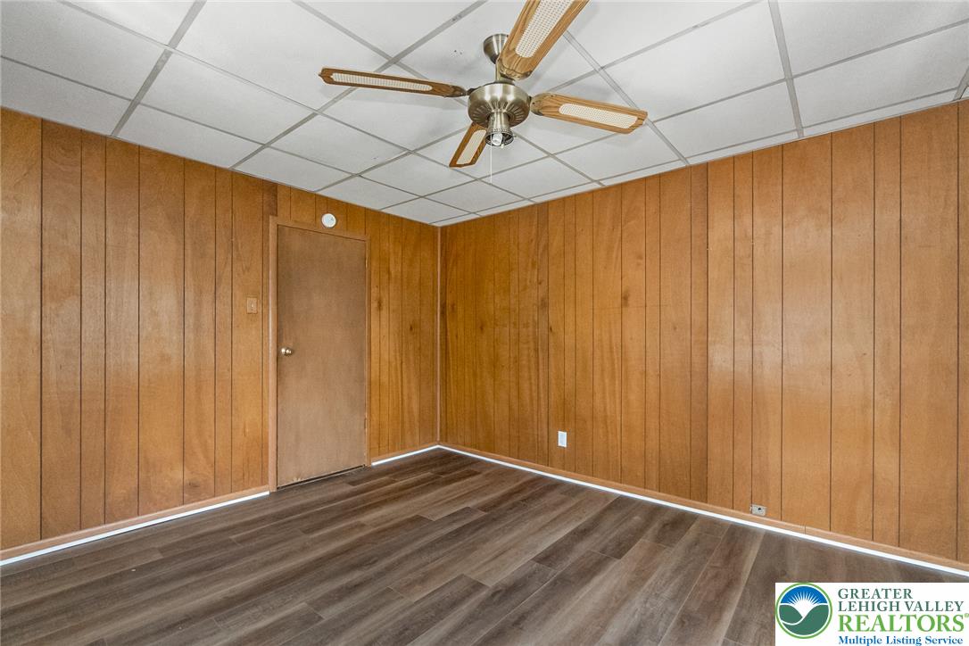 55 Dewey Street Property Photo 47