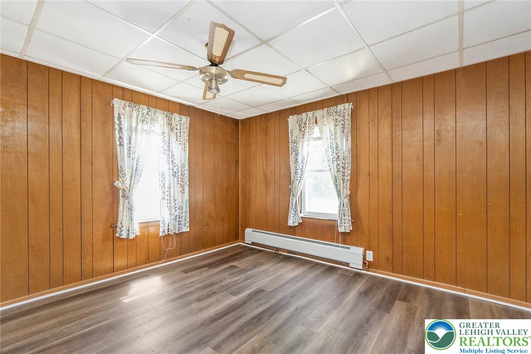 55 Dewey Street Property Photo 49