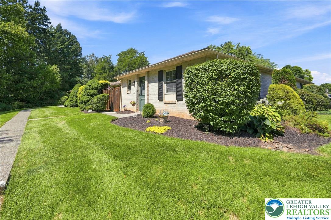 3032 Aronimink Place Property Photo 3