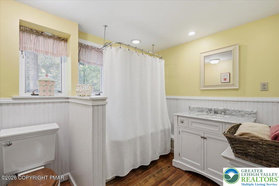 119 Falls Drive Property Photo 45