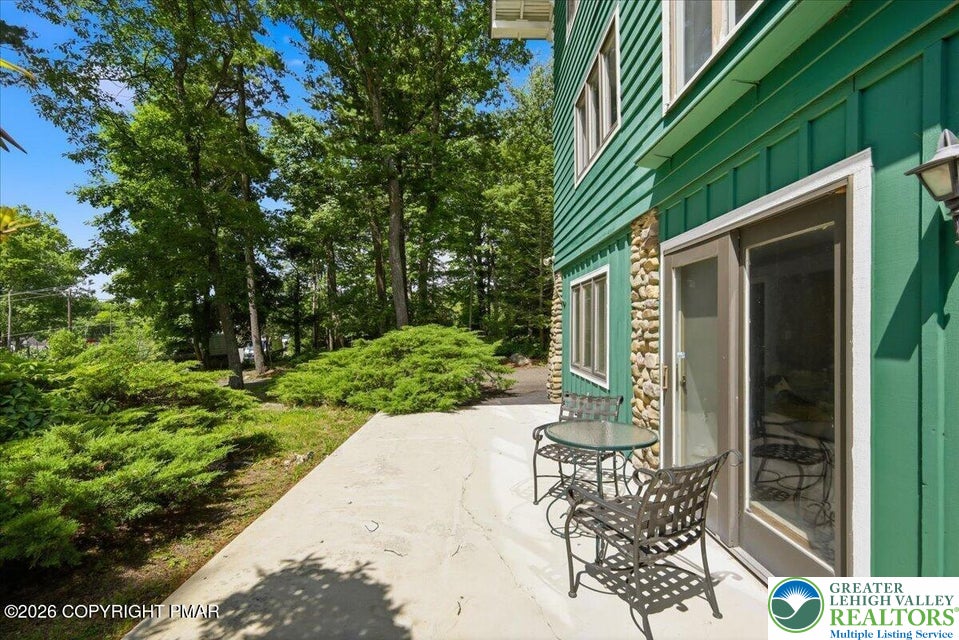 119 Falls Drive Property Photo 68