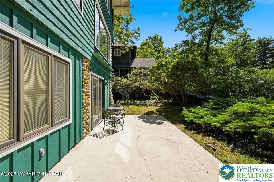 119 Falls Drive Property Photo 69