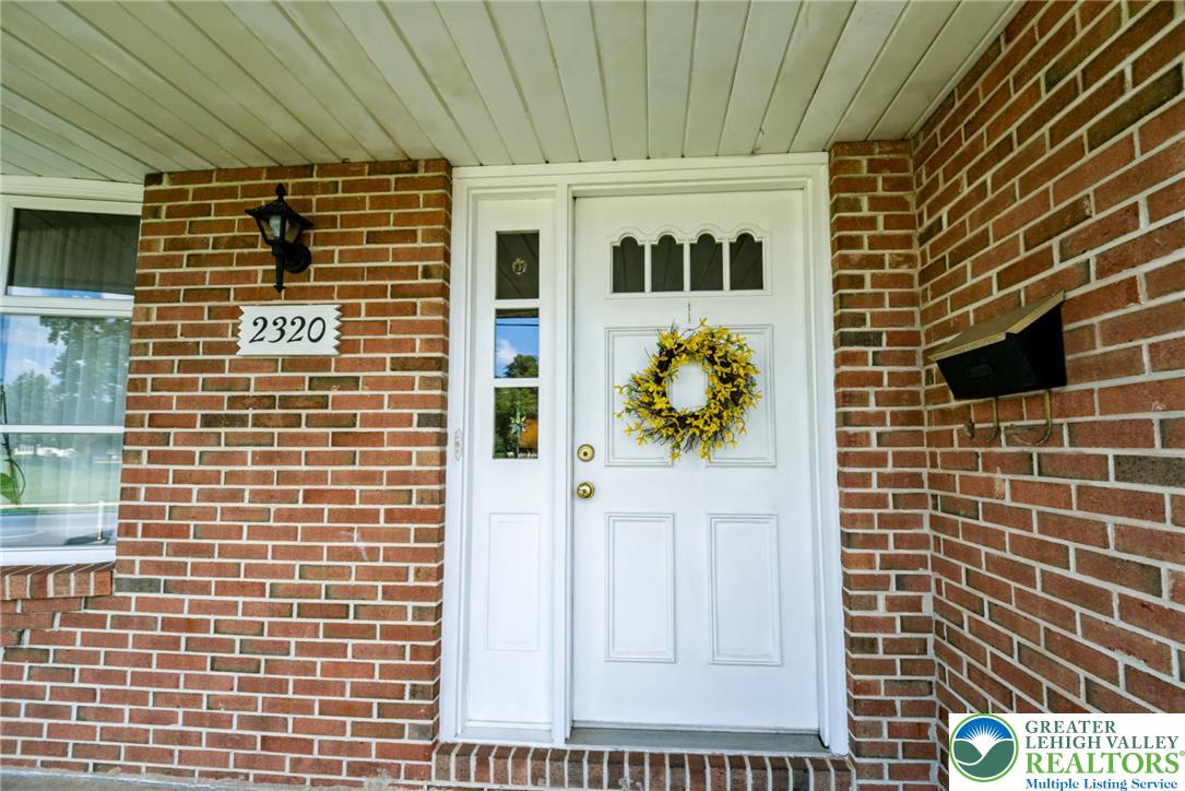 2320 Madison Avenue Property Photo 4