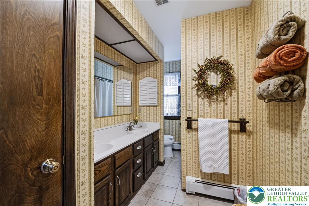 2320 Madison Avenue Property Photo 12