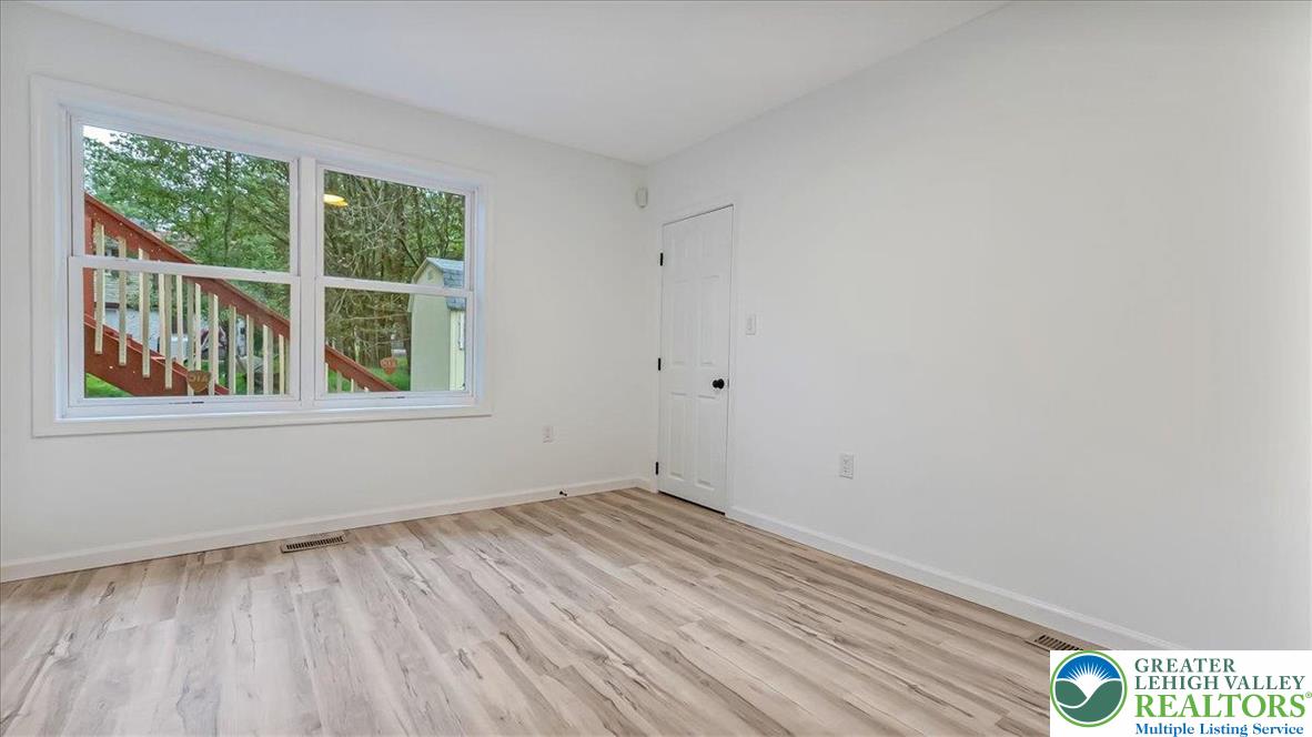 2704 Starlight Terrace Property Photo 20