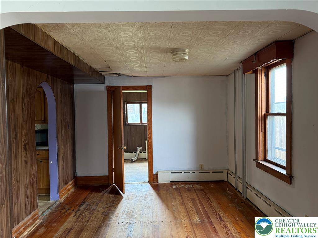 144 Front Street Property Photo 6