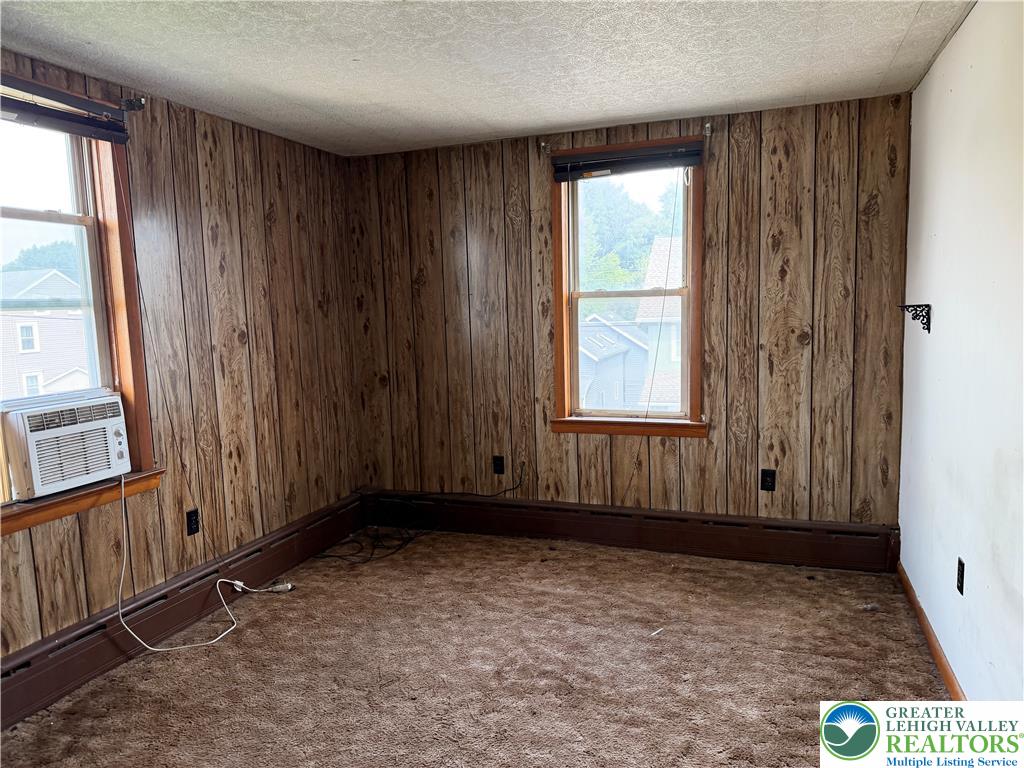 144 Front Street Property Photo 15