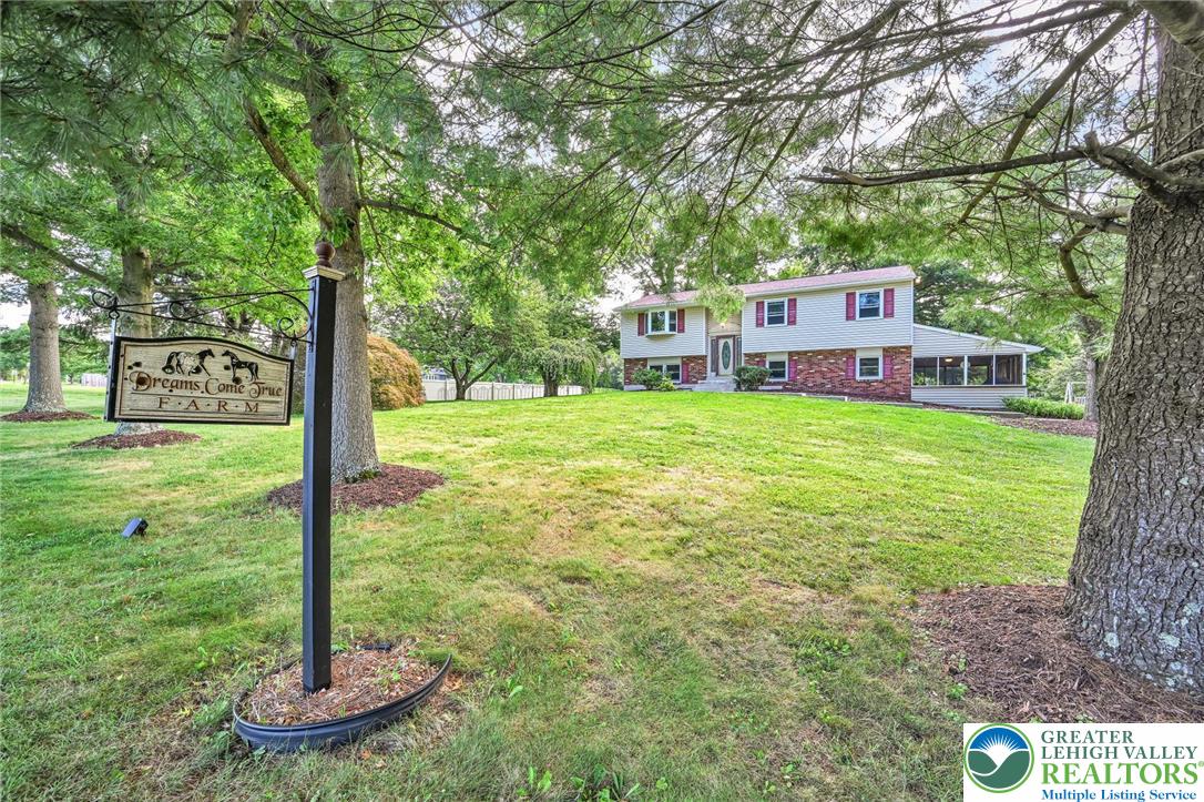 2900 Thompson Road Property Photo 5