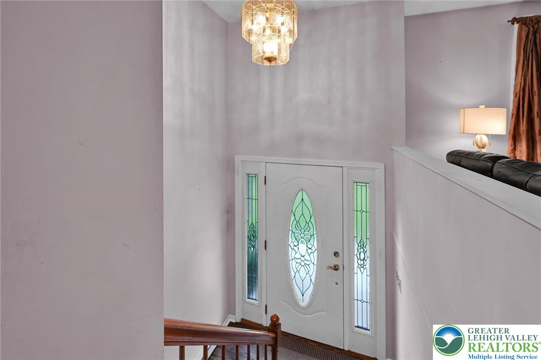 2900 Thompson Road Property Photo 7