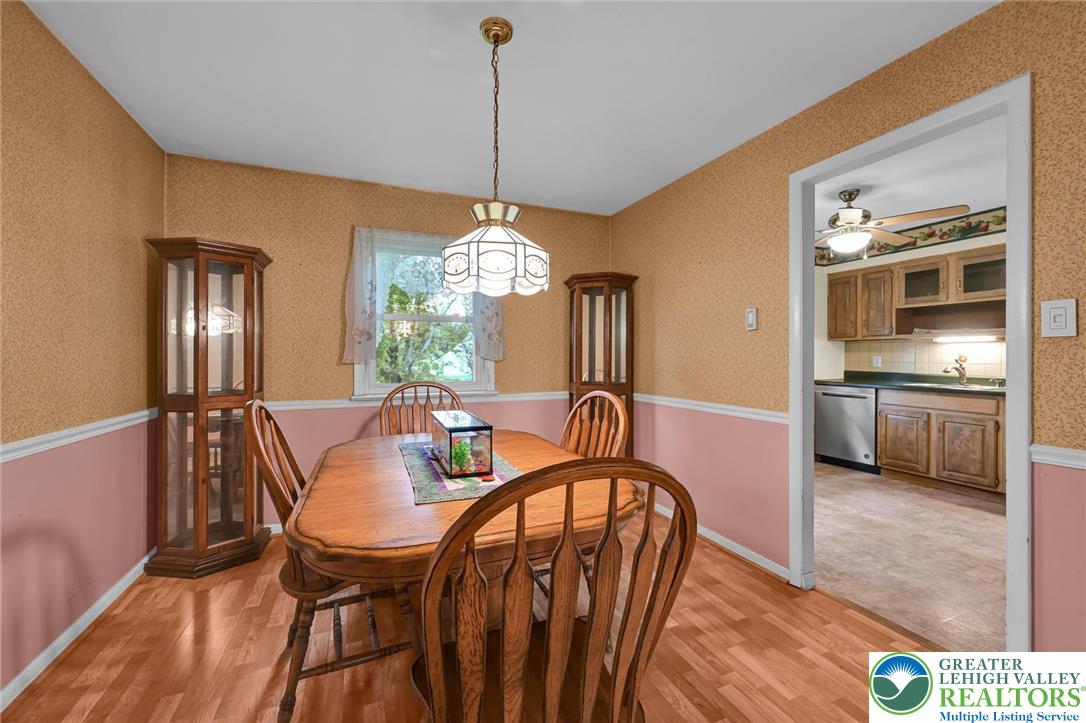 2900 Thompson Road Property Photo 10