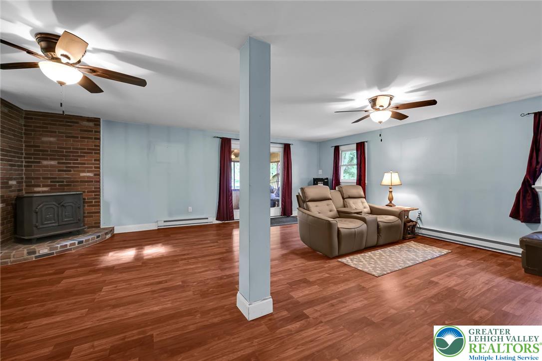 2900 Thompson Road Property Photo 17