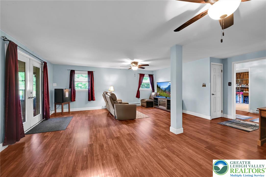 2900 Thompson Road Property Photo 18